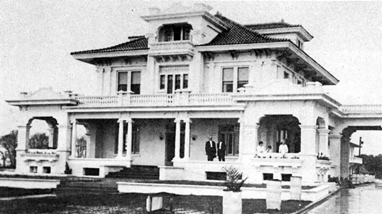 Highleyman First Home in 1920