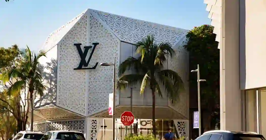 Retail de lujo y boutiques en Merrick Park.