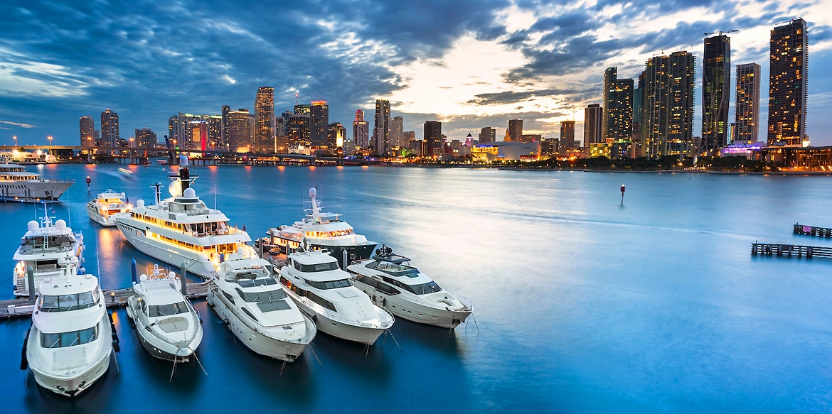 Navegar por la Bahía de Biscayne