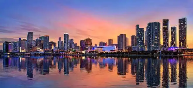 Skyline de Miami al atardecer