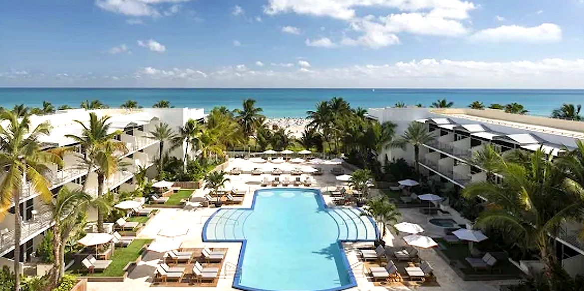 La Elegancia clásica y servicio cinco estrellas de The Ritz-Carlton South Beach lo encontrarás durante el Miami Beach Polo World Cup 2026