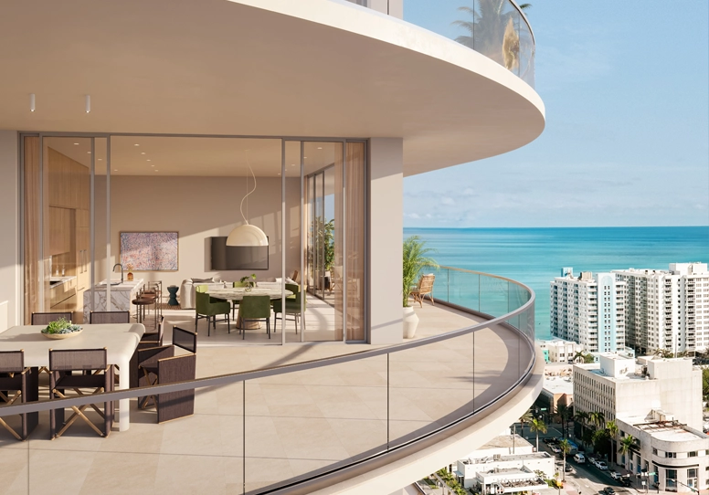 Balcón con vista al mar en Miami Beach